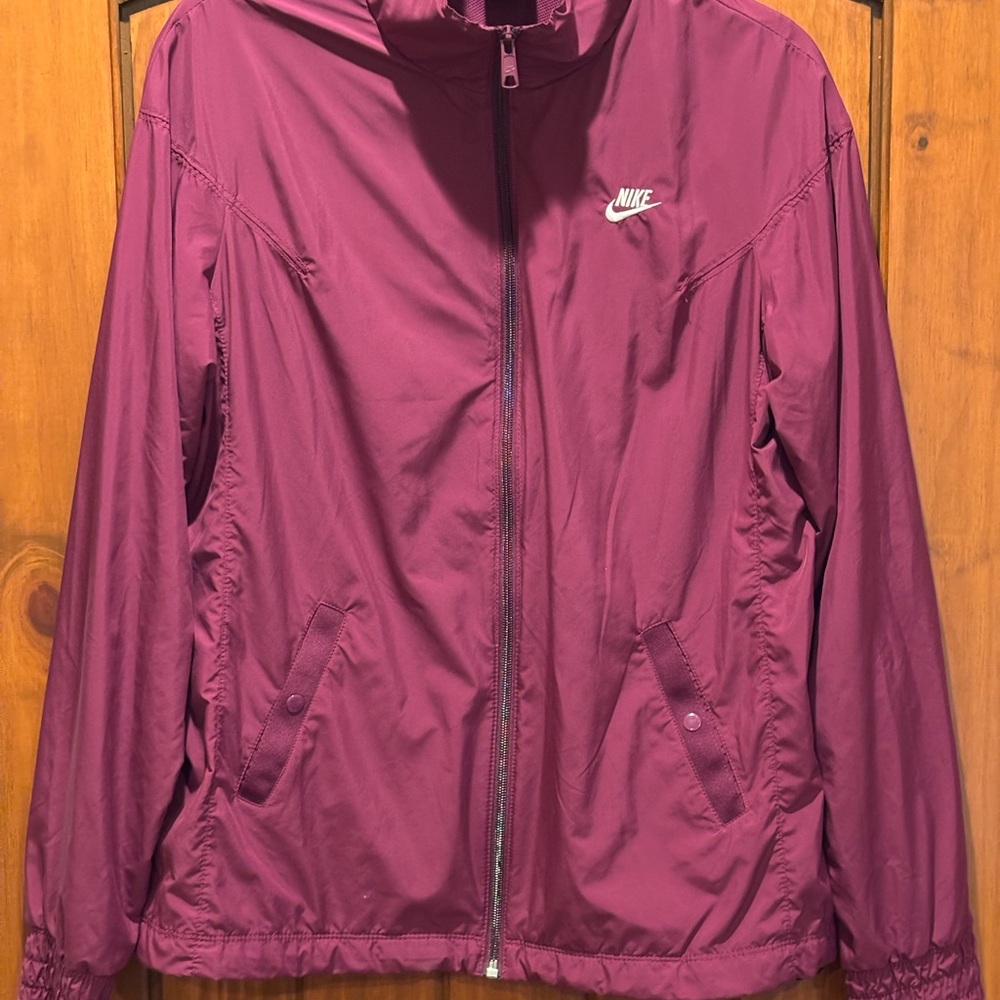 Nike Purple Utility Jacket Water-Resistant Athletic Wear